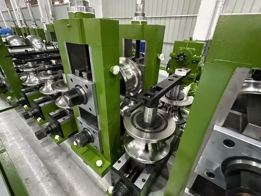 Beli Q235 C Purlin Machine Astm A36 Q550 Hot Cold Rolled Steel Strip C Profile Forming Machine online manufacture