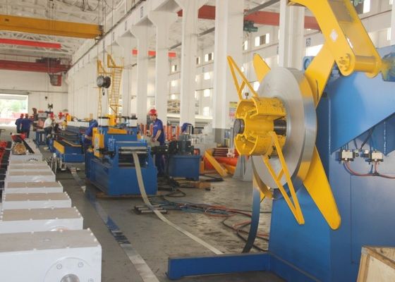 30m/Min Mesin Channel Making Mesin Otomatis Strut Channel Roll Forming