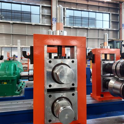 China 2-4 mm Ketebalan Mesin Bentuk Rol Baja ISO9001